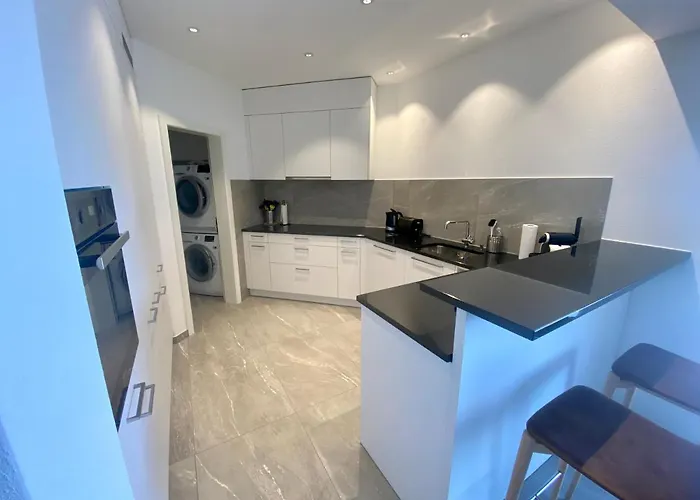 Lungolago 아파트 *